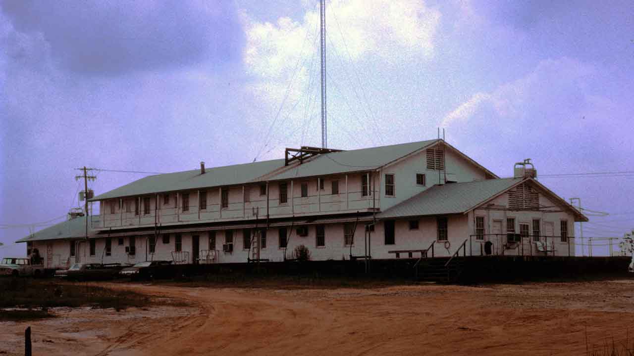 First Dauphin Island Sea Lab home at Point Aux Pines